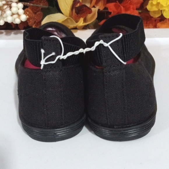 BLOWFISH GIRLS BLACK ANKLE STRAP BALLERINA FLATS SIZE 2 NWT - Picture 5 of 7